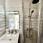 Ocean Breeze 1 With Pool By Homing Lägenhet *