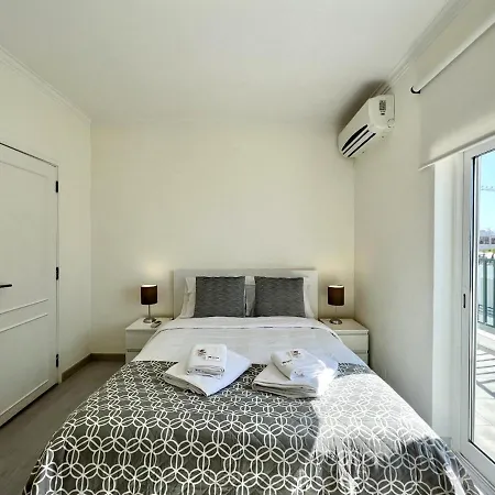 Ocean Breeze 1 With Pool By Homing Apartmán *
