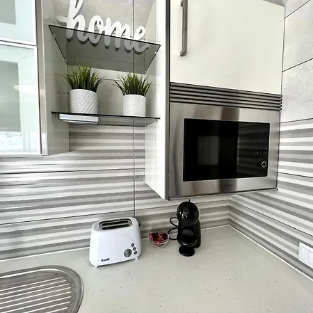 Apartmán Ocean Breeze 1 With Pool By Homing *