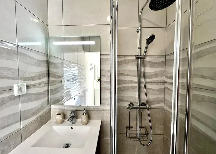 Ocean Breeze 1 With Pool By Homing Appartement *