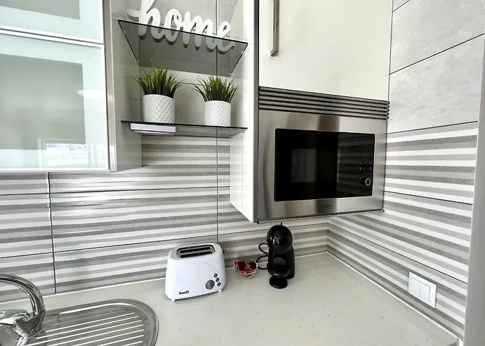 Appartement Ocean Breeze 1 With Pool By Homing *