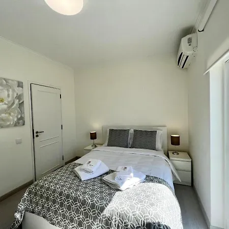 Ocean Breeze 1 With Pool By Homing Lejlighed Quarteira