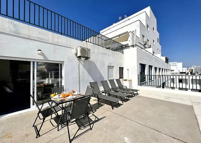 Ocean Breeze 1 With Pool By Homing * Quarteira