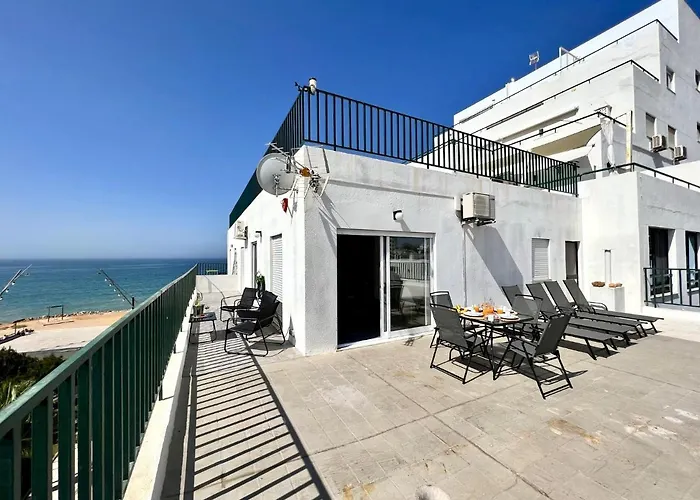 Ocean Breeze 1 With Pool By Homing Apartamento Quarteira