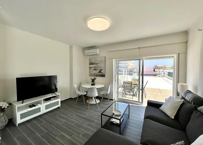 Ocean Breeze 1 With Pool By Homing Quarteira